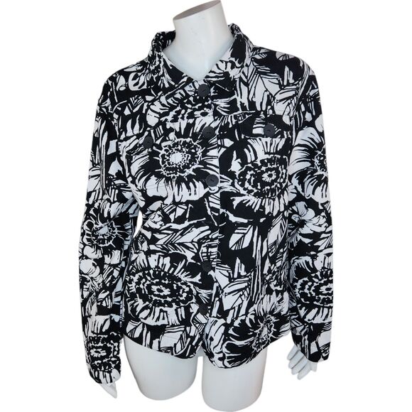 Croft & Barrow Women’s XL Black White Floral Button Front Long Sleeve Jacket - Picture 1 of 12